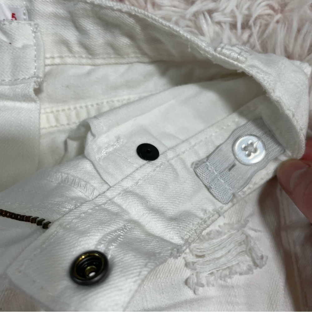 EPIC THREADS white denim Bermuda shorts for Girls adjustable waist size 5 - Picture 12 of 14